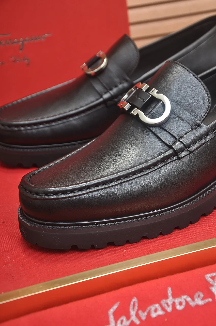 Men's Men's Shoes💰560💶[[HERMES]] (High-end Niuli) New 🍀 HERMES - top version of Ferragamo's classic casual leather shoes! Made of imported original cowhide, the inner top layer is comfortable cowhide lining! Original wear-resistant rubber outsole! High quality products! Code number 38-45 (45 customized)